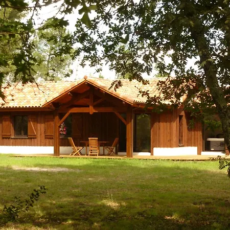 Des Landes De Boutoura Pissos
